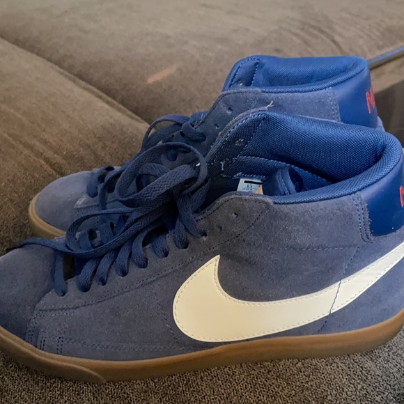 Nike sneaker - Picture 2 of 4